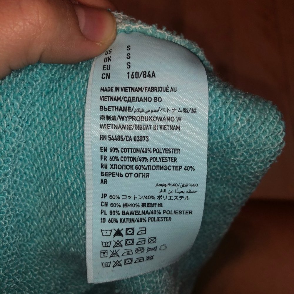 American Eagle Sweatshirt - Picture 5 of 5